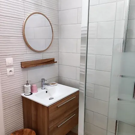 La Carcassonne, D Hotes, B&b, Face A La Cite Medievale Bed & Breakfast 4*