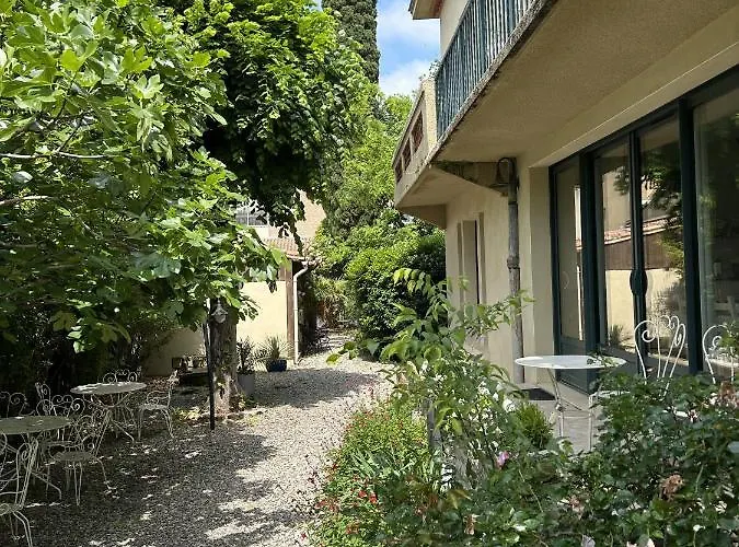 La Carcassonne, D Hotes, B&b, Face A La Cite Medievale Panzió